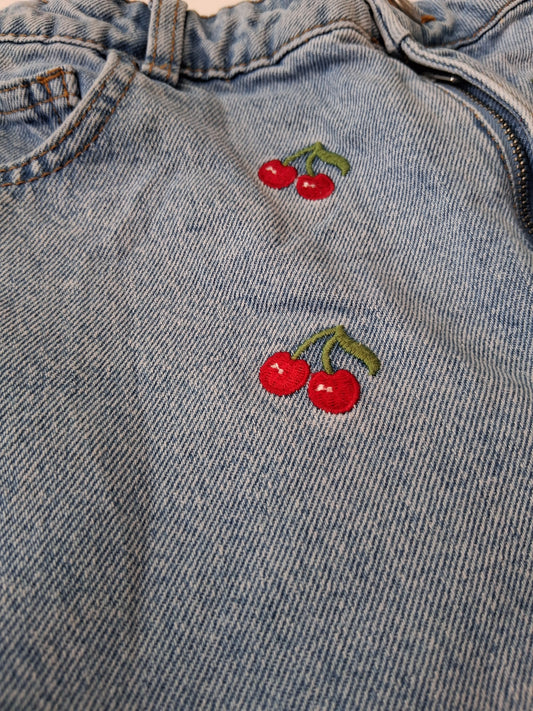 Denim Shorts with cherry embroidery