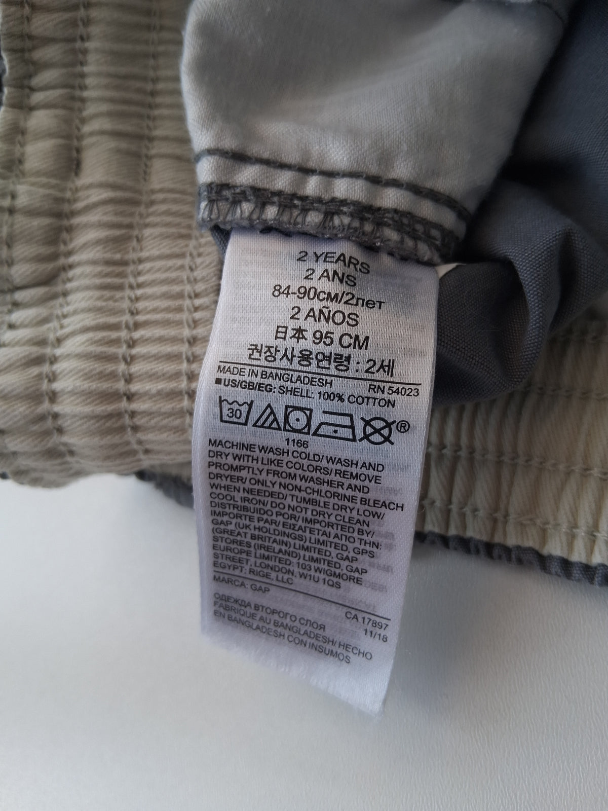 Gap - Cargo style Boys Shorts - 2 years (18-24 months)