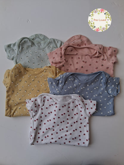 Short Sleeved Bodysuits Set - 9-12 Months - F&F