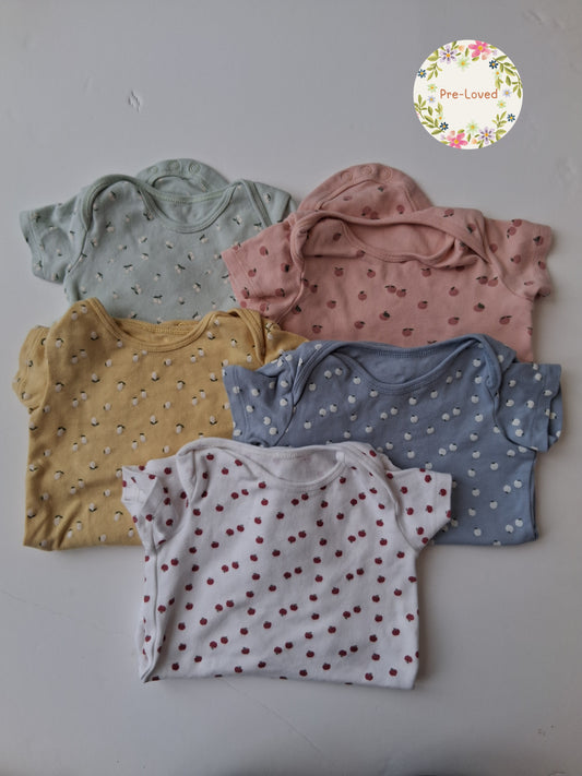 Short Sleeved Bodysuits Set - 9-12 Months - F&F