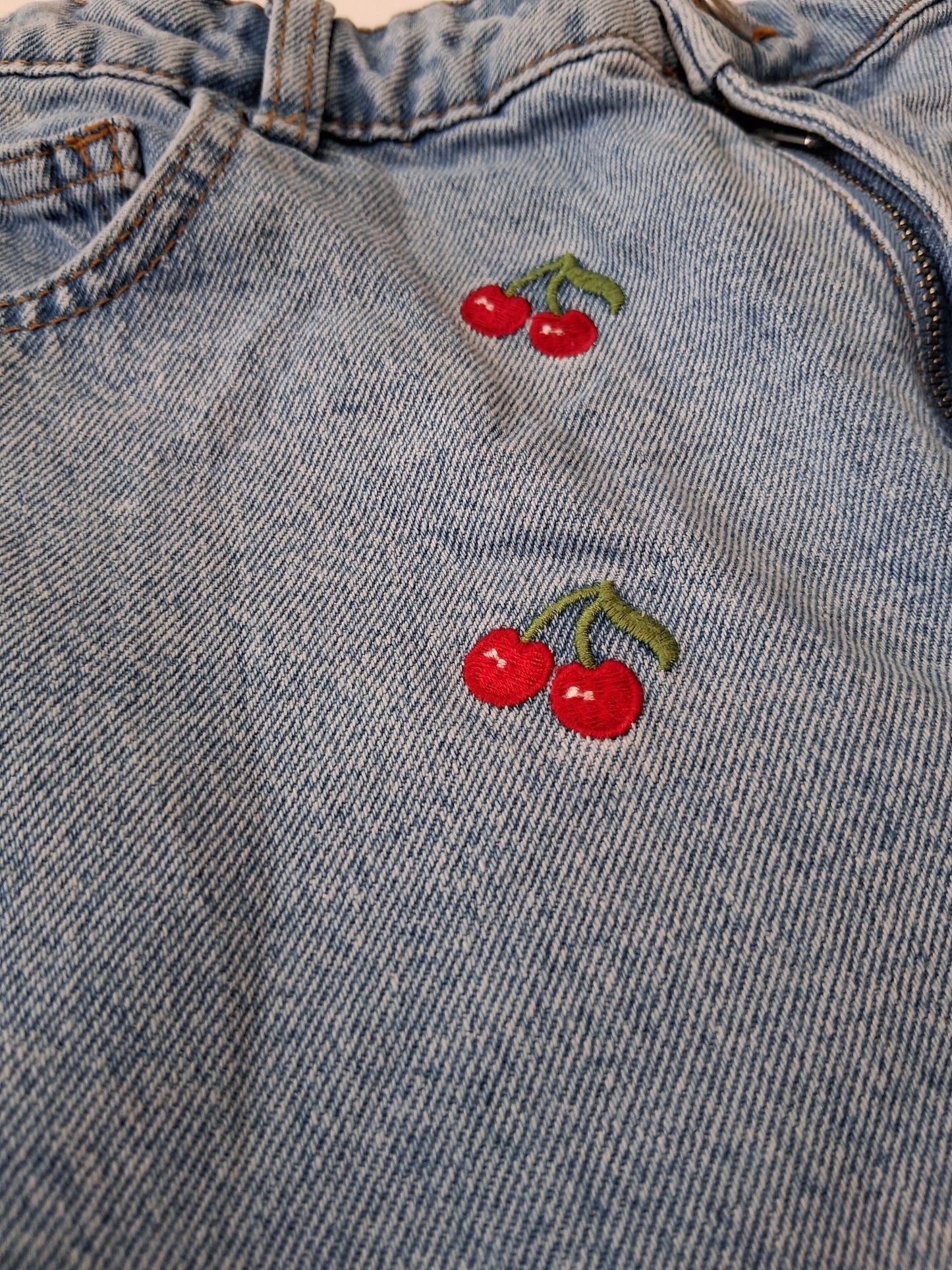 Denim Shorts with cherry embroidery