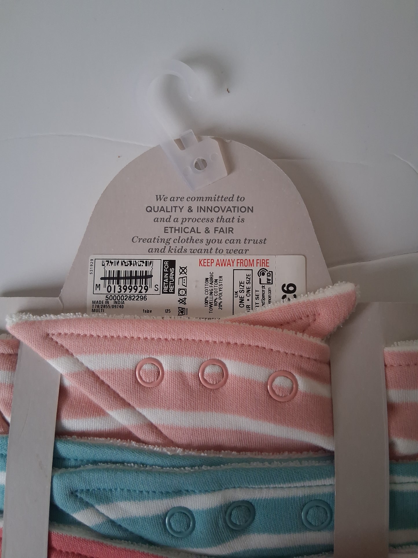 Dribble Bib Set - (Ex-Marks & Spencers)