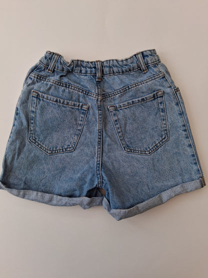 Denim Shorts with cherry embroidery